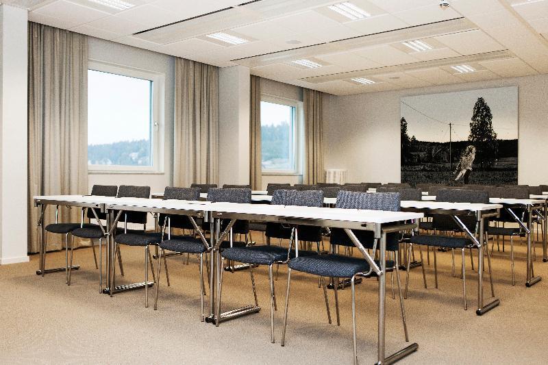 Elite Plaza Oernskoeldsvik Hotel Екстериор снимка