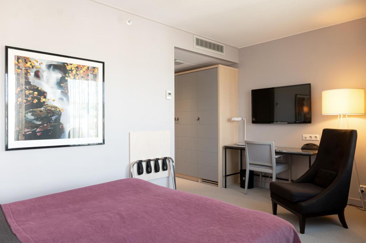 Elite Plaza Oernskoeldsvik Hotel Екстериор снимка