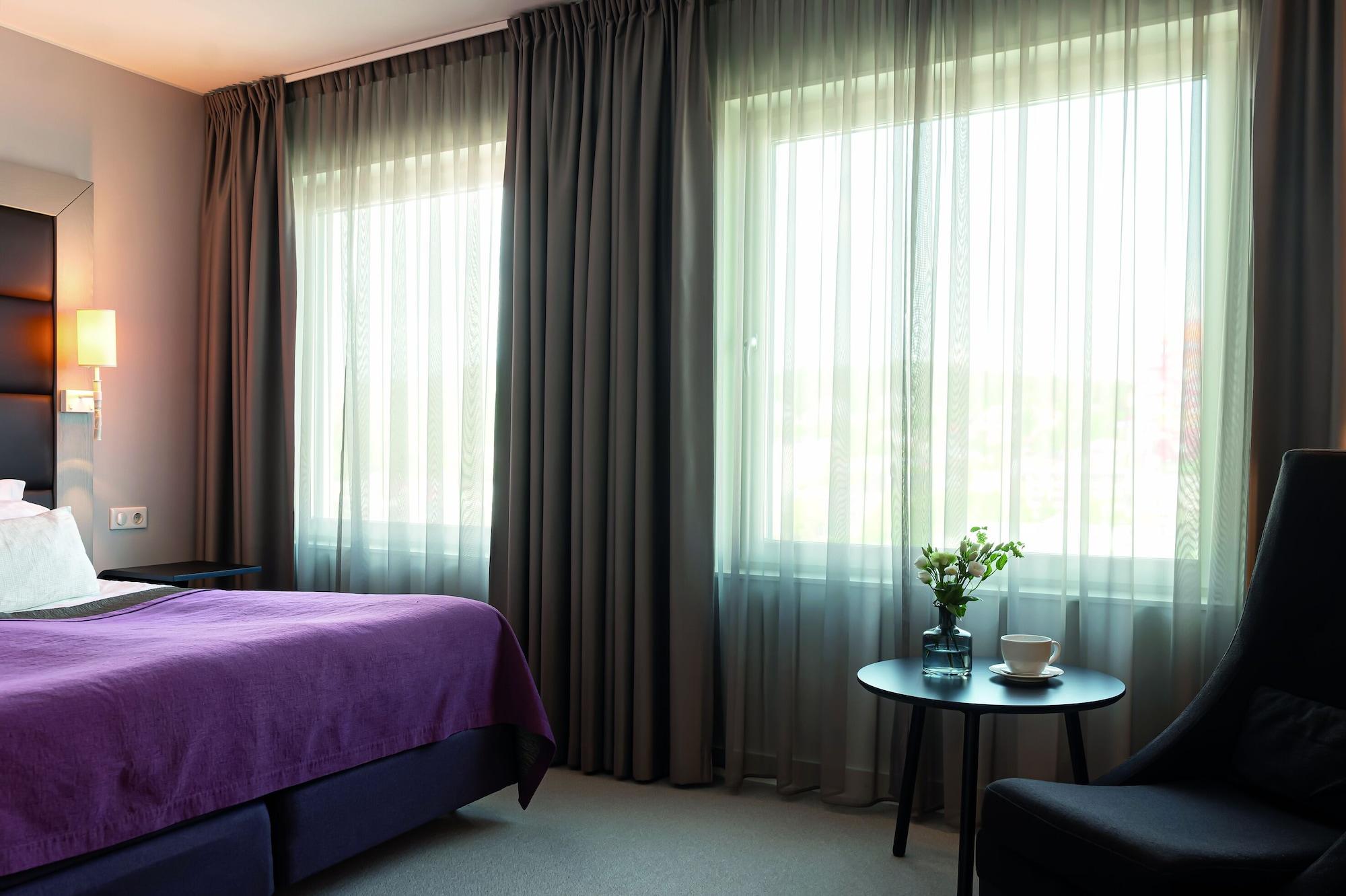 Elite Plaza Oernskoeldsvik Hotel Екстериор снимка