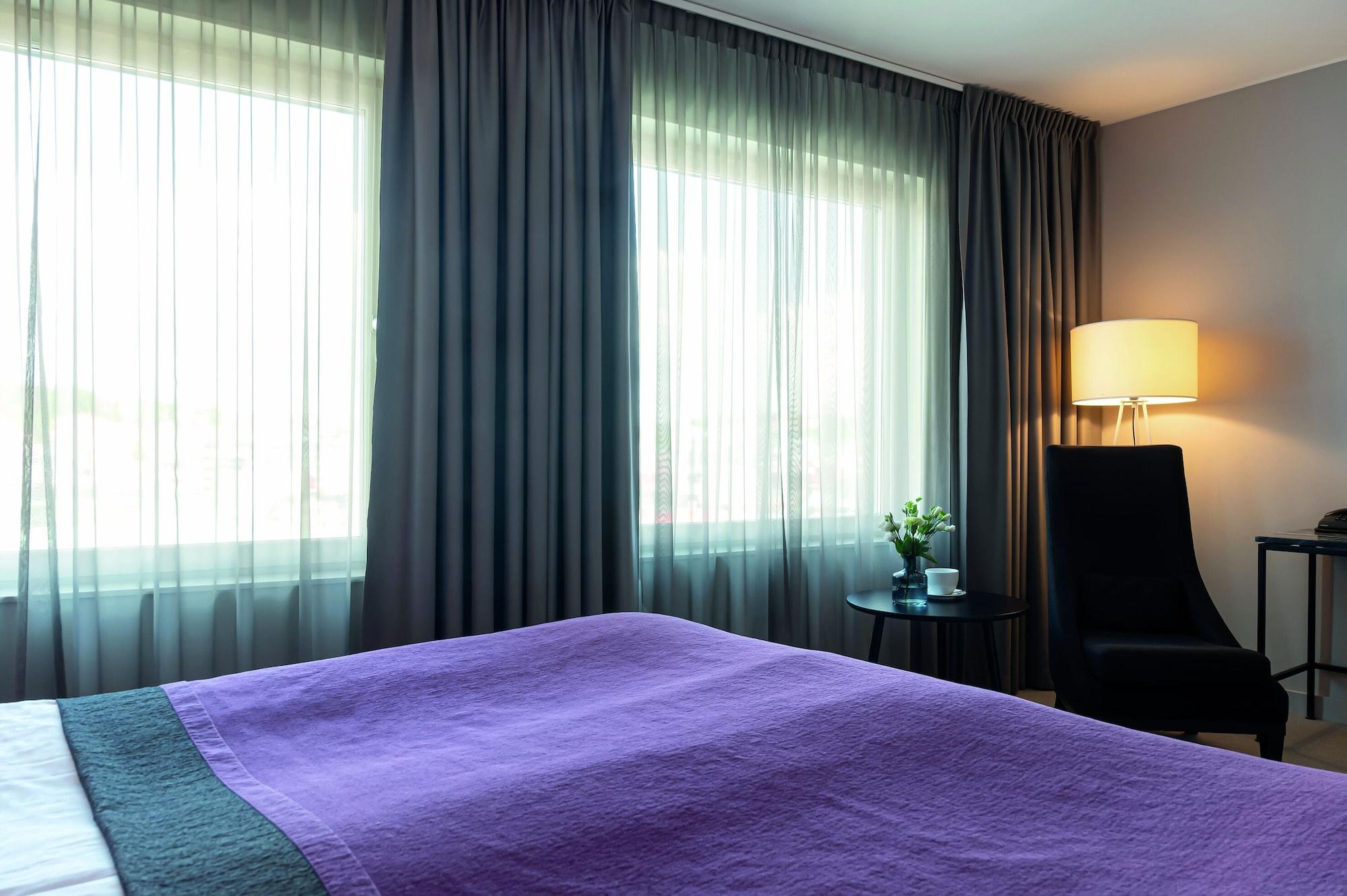 Elite Plaza Oernskoeldsvik Hotel Екстериор снимка