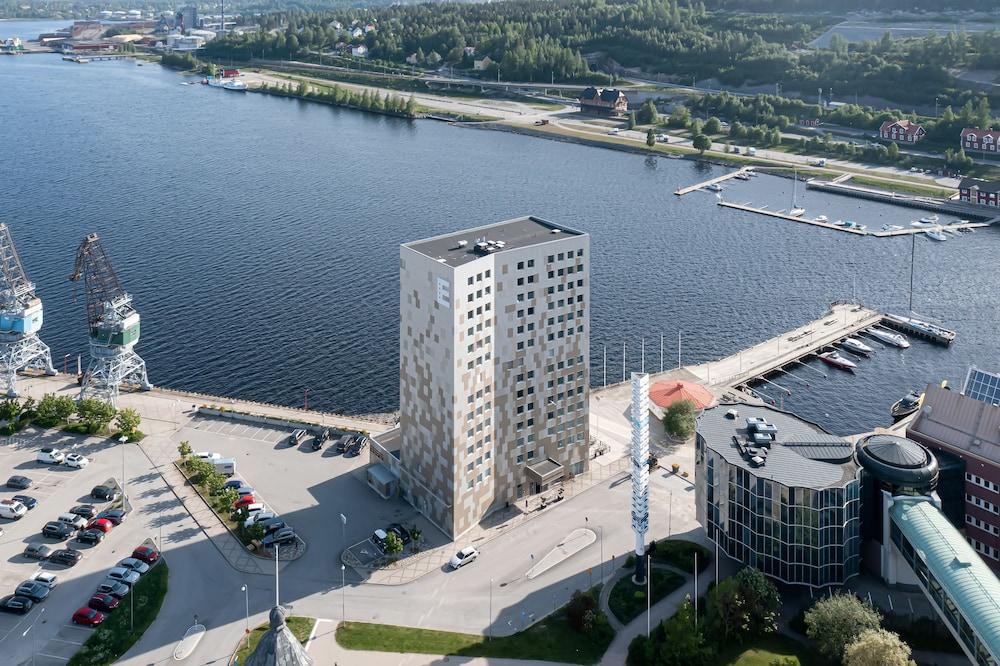 Elite Plaza Oernskoeldsvik Hotel Екстериор снимка