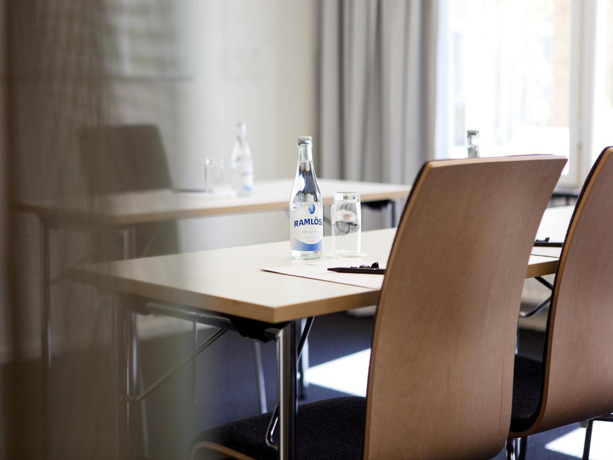 Elite Plaza Oernskoeldsvik Hotel Екстериор снимка
