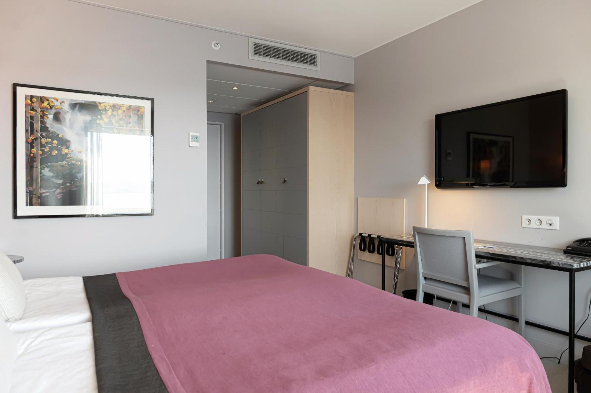 Elite Plaza Oernskoeldsvik Hotel Екстериор снимка